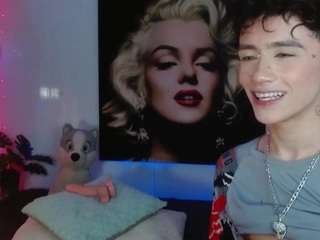 maxiy-001 webcam