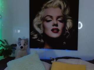 maxiy-001 webcam