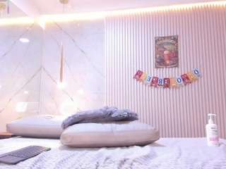 luna-taylorss live profile