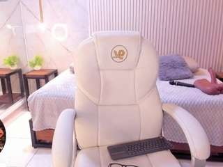 Luna-Taylorss live cam preview