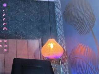 le modèle electrablue1 est en webcam porno dans un show sur le site camsoda, il possède les tags suivants: ahegao,middle aged,toys,tattoos,striptease,sex toys,role play,normal,milf,lovense,big tits,facial piercings,drinking,deepthroat,cock rating,brown hair,brown eyes,blowjob,hd