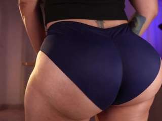 vaniaa Live Webcam on CamSoda