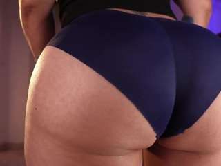 vaniaa Live Webcam on CamSoda