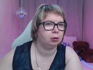 le modèle bonnnyboobsy est en webcam porno dans un show sur le site camsoda, il possède les tags suivants: anal toys,drinking,tattoos,no smoking,new,natural,mature,ass clapping,huge tits,doggy style,cum,creampie,cock rating,butt plug,brown eyes,ball sucking,blonde hair,curvy,hd,milf