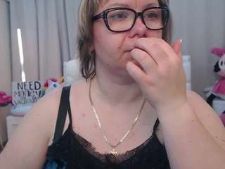 bonnnyboobsy Live Webcam on CamSoda