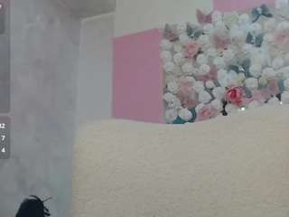 Acest model este live acum. ember-luna