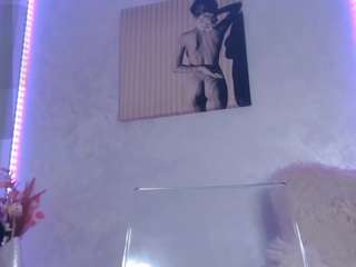 ember-luna live webcam show
