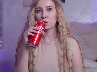 ember-luna live webcam show