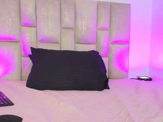 hotmature01 live webcam show