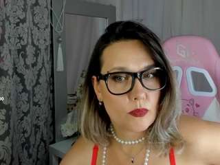nikki-milk live webcam show