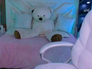 Live cam show with aitana01