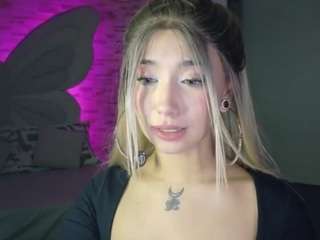 arianamodel19