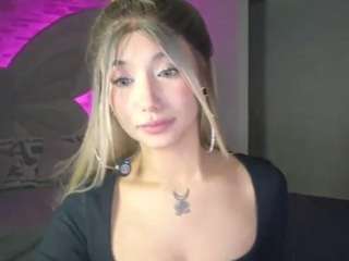 arianamodel19