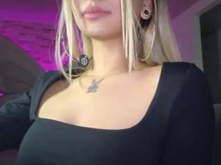 arianamodel19