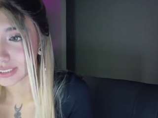 Ariana-Romero19 live cam