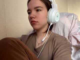 GwendaWanders live cam