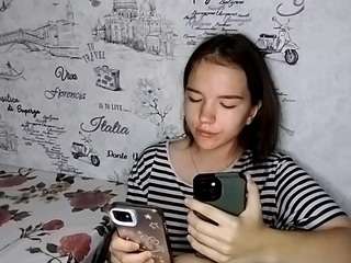 gwendawanders live webcam show
