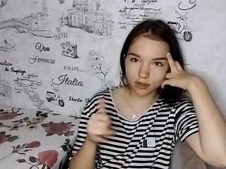 gwendawanders live webcam show