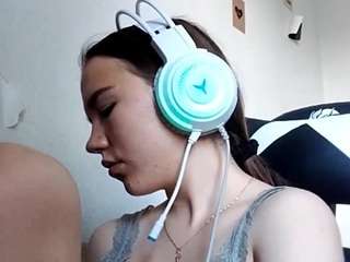 GwendaWanders live webcam show