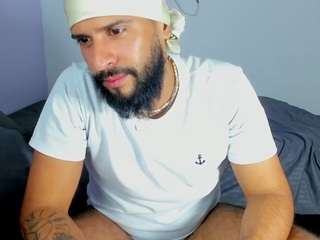 HAIRYBOY23