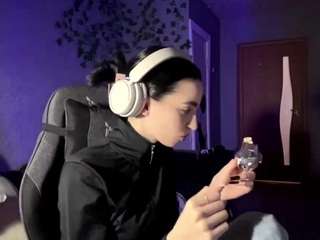khalilaharthur webcam