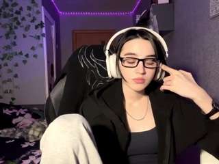khalilaharthur webcam