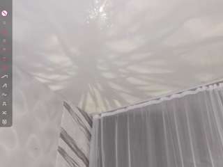 LupeRuthenberg live cam preview