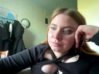 Ce modèle est en direct maintenant. merrikook