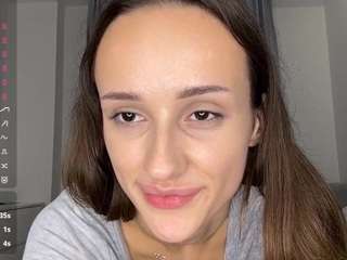 MissLaderer live cam preview