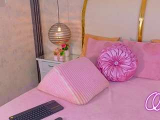 niicolsanders live webcam show