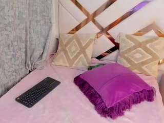 NiicolSanders live webcam show