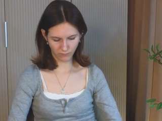 le modèle reathafiducia est en webcam porno dans un show sur le site camsoda, il possède les tags suivants: teen 18,young adult,hd