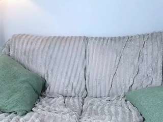agata-haris live cam preview
