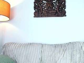 agata-haris live cam preview