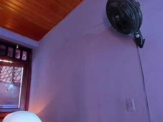 danna-petiite webcam
