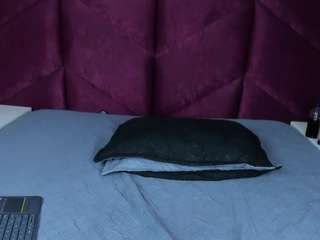 Lia-Nikol live webcam show