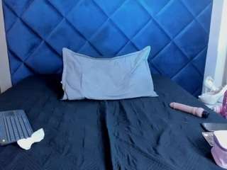 Lia-Nikol live cam preview