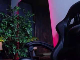 MiiaStonnee live webcam show