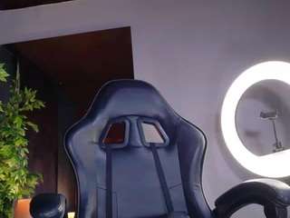 MiiaStonnee