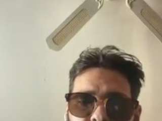 DonnieMakesUSquirt