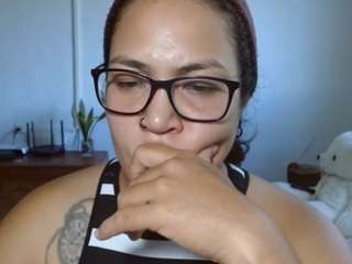 meganbloomm live webcam show