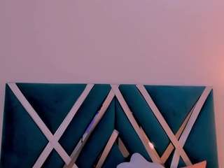 nicoll89 webcam model