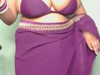 Эта модель сейчас онлайн. sexyevelynn