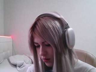 Model ini sedang live sekarang. shaquanakoback