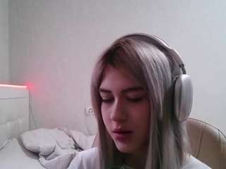 이 모델은 현재 라이브 중입니다. shaquanakoback