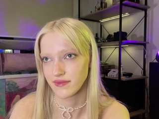 ToraMagid live webcam show