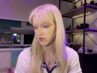 ToraMagid live webcam show