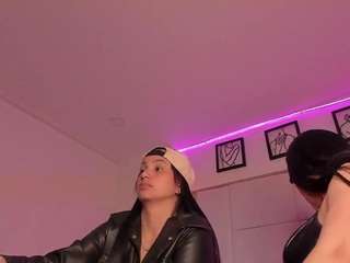 agatha11 live webcam show