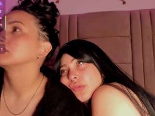 AgathaandAtenea live cam preview
