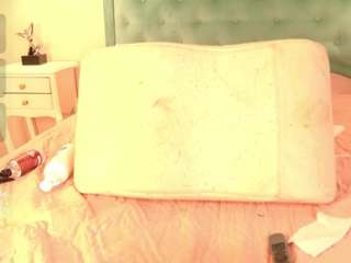 AnnyOsorioo live webcam show